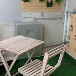 Hostel Liber *