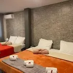 Hostel Liber