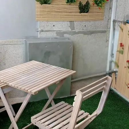 אכסניה Liber *